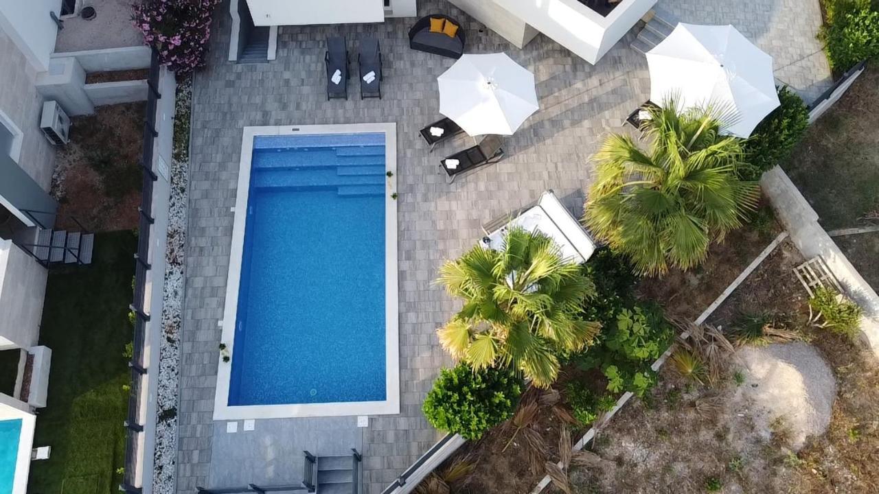 Apartments Pool Villa Aldura 诺瓦利娅 外观 照片