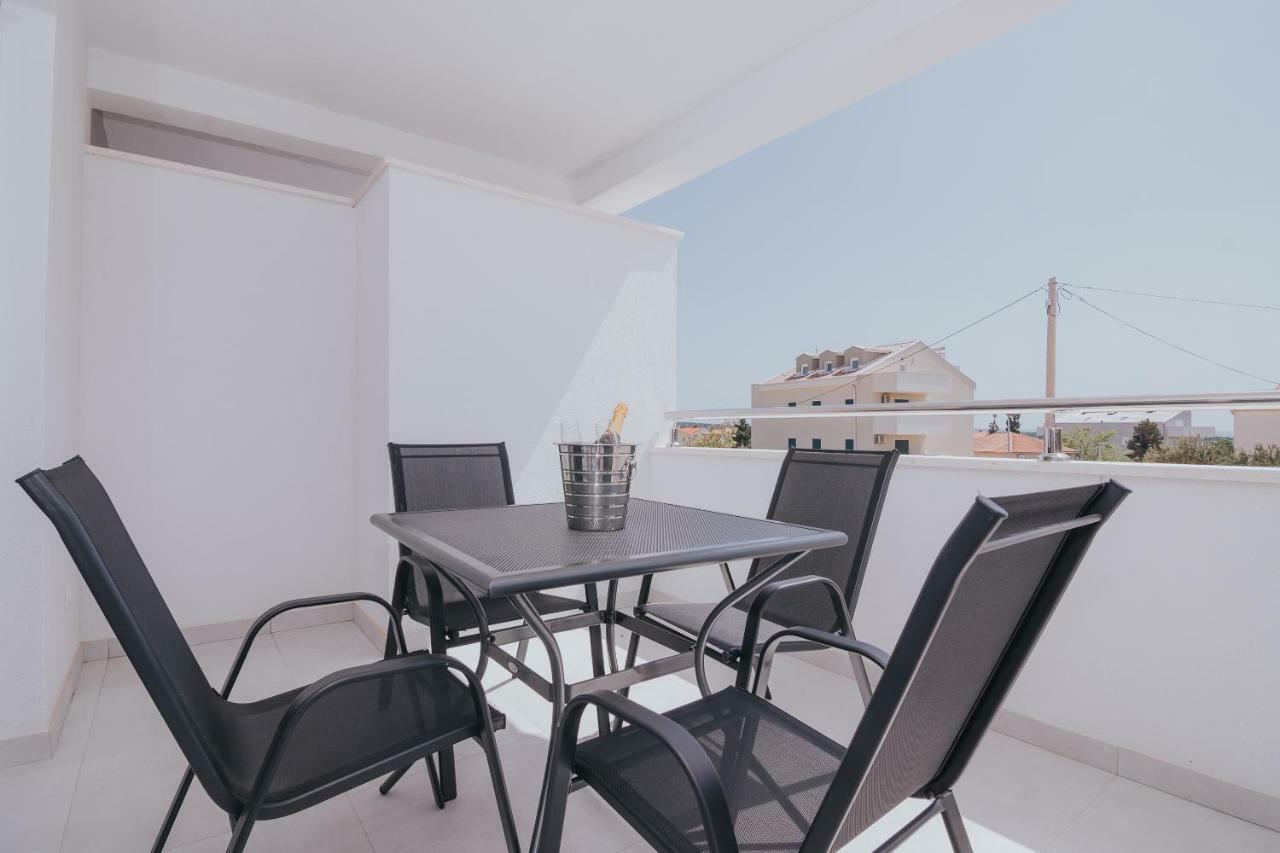 Apartments Pool Villa Aldura 诺瓦利娅 外观 照片