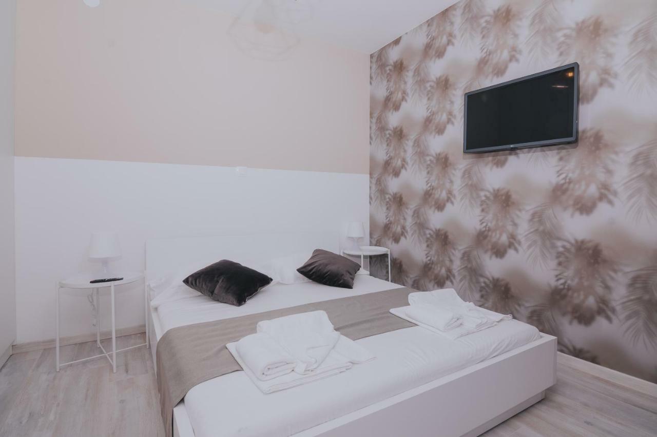 Apartments Pool Villa Aldura 诺瓦利娅 客房 照片