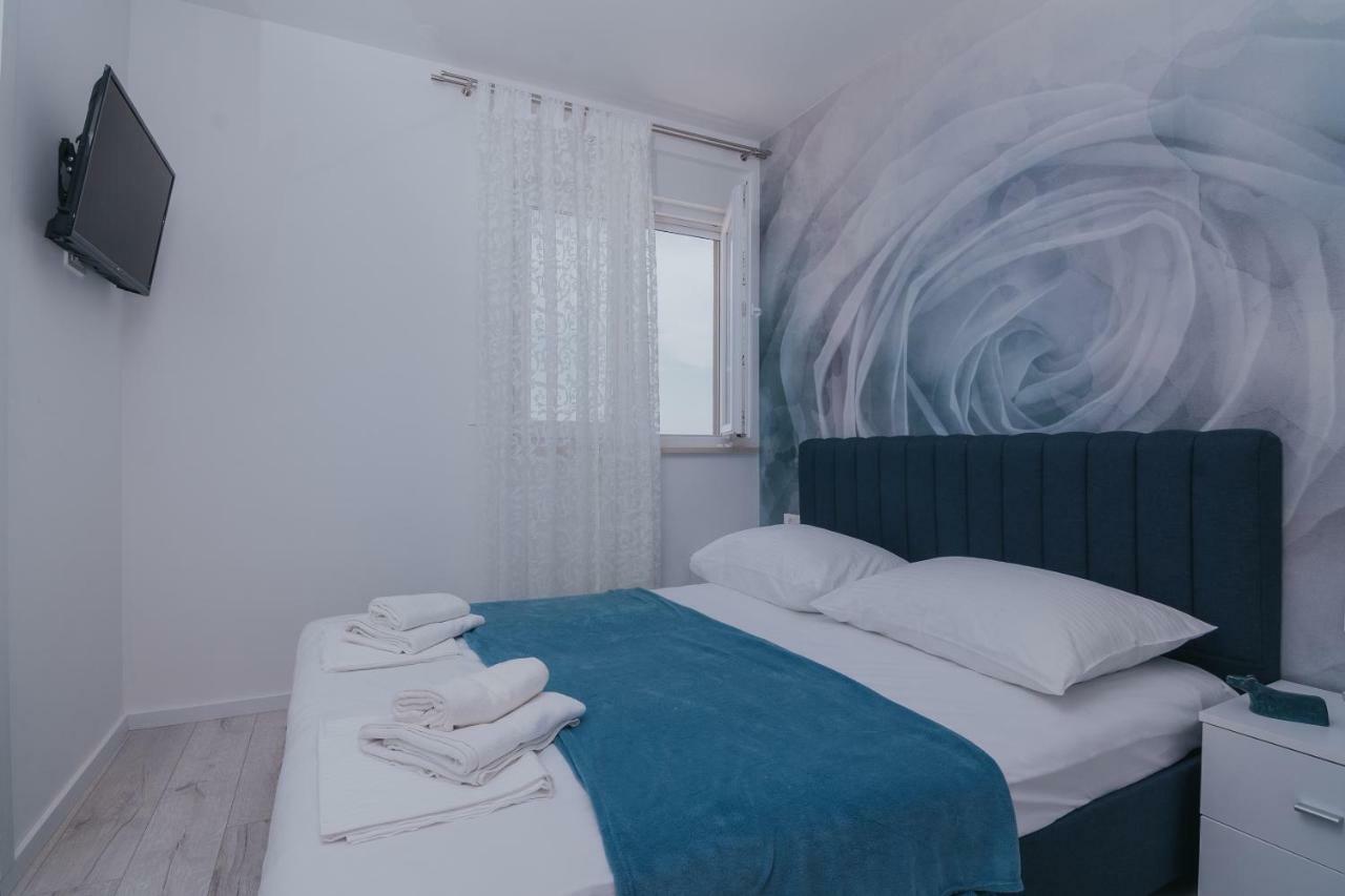 Apartments Pool Villa Aldura 诺瓦利娅 客房 照片