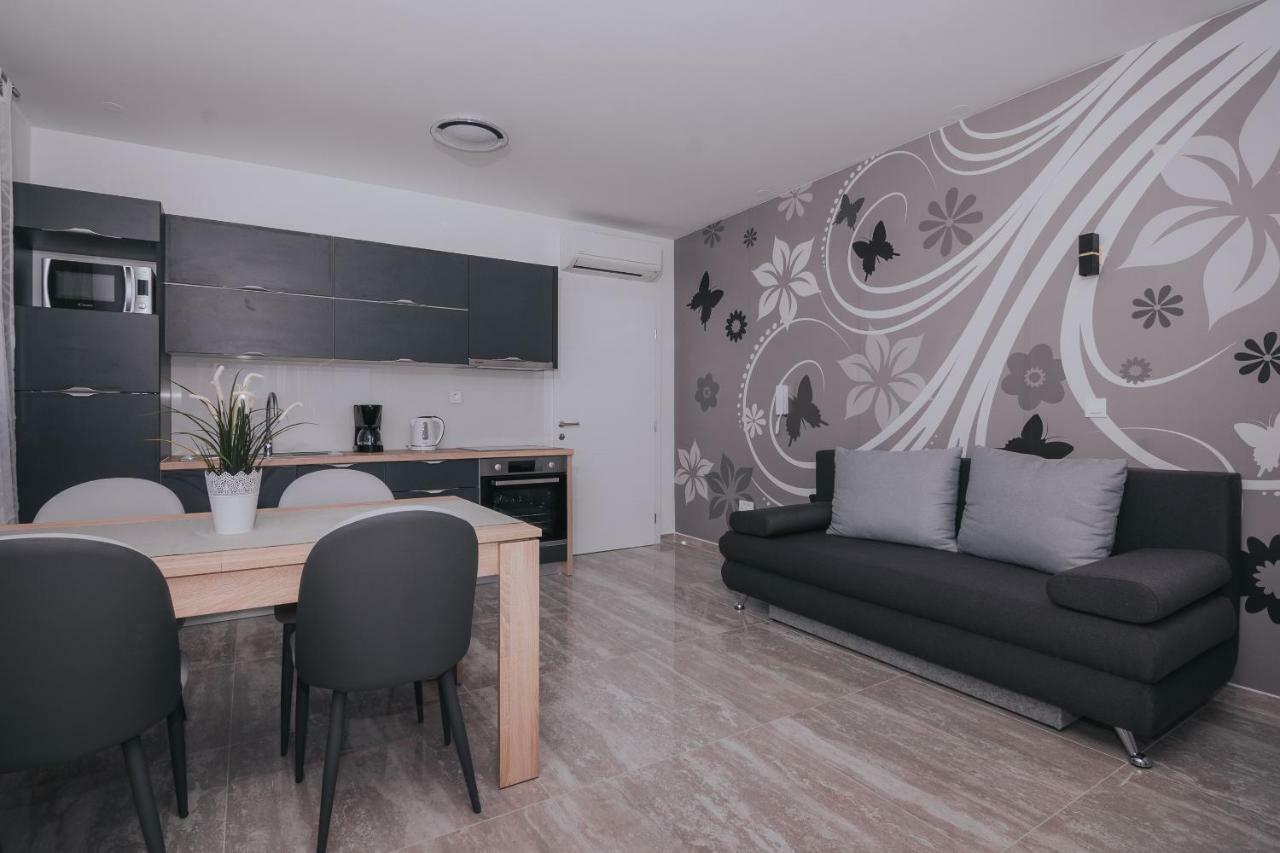 Apartments Pool Villa Aldura 诺瓦利娅 客房 照片