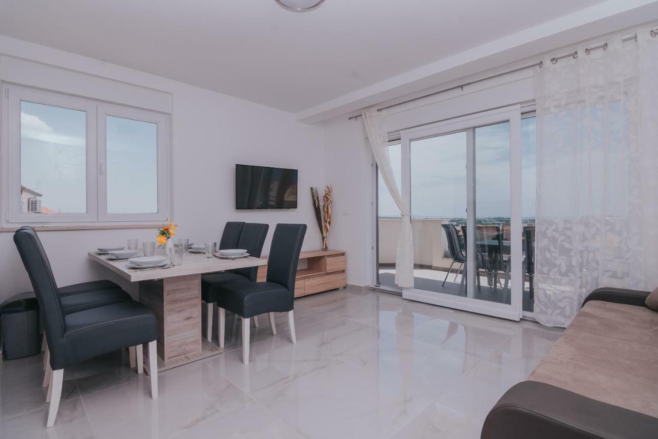 Apartments Pool Villa Aldura 诺瓦利娅 客房 照片