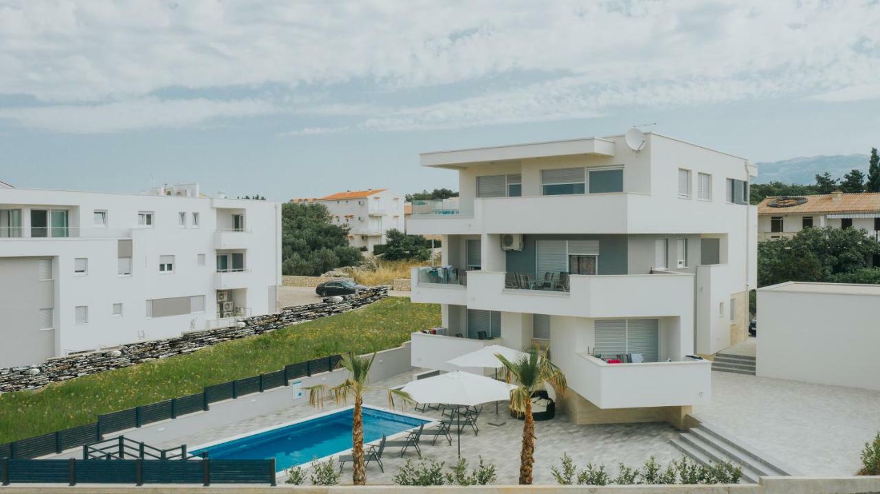 Apartments Pool Villa Aldura 诺瓦利娅 外观 照片